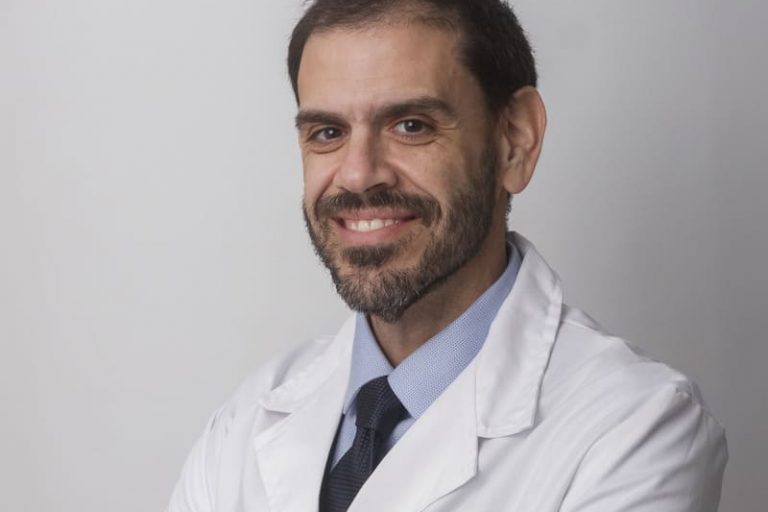 Dr. Hernando Pérez